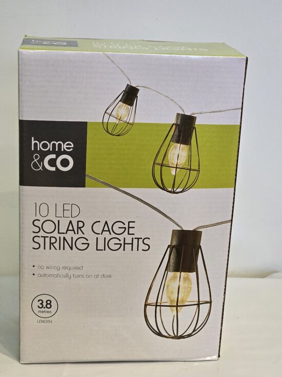 Aiavalgusti päikesepatareiga